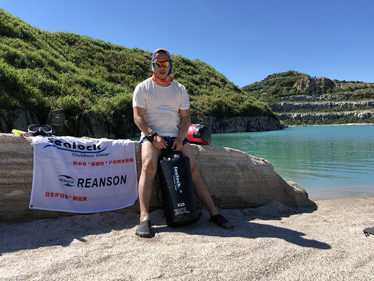 Reisen durch die Natur, zuerst wasserdicht: einzigartig gestalteter wasserdichter Rucksack von Sealock Outdoor