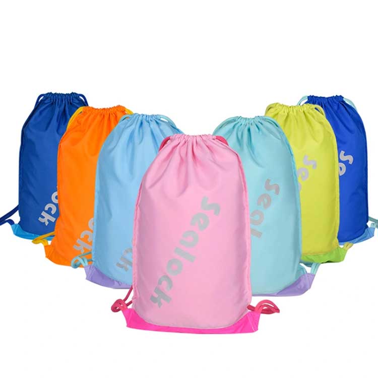 Wasserdichter Packsack für Rucksackreisen – tragbar und auslaufsicher